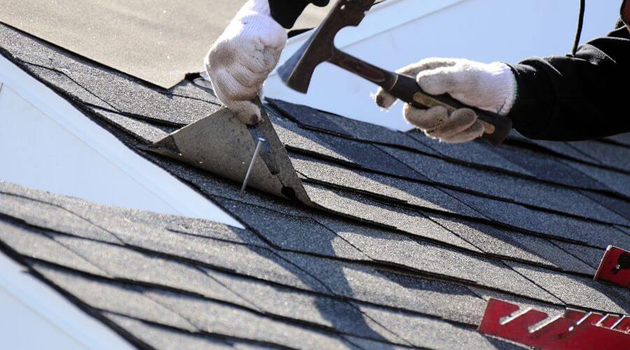 Professional gutter cleaning in Schleswig, IA